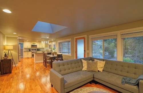 North City House | Enchanting home in the trees
