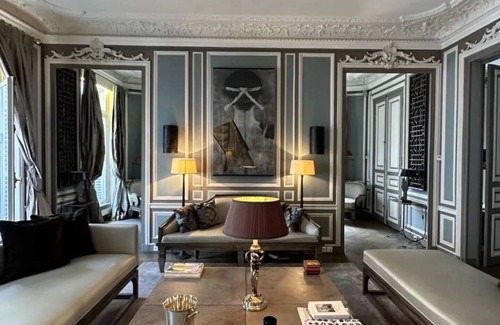 2nd Arrondissement Apartment | Enchanting Luxury apartment by Palais Royal