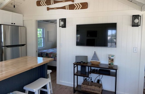 Barnstable County Cottage | ENCHANTING SEASIDE COTTAGE, STEPS TO THE BEACH!