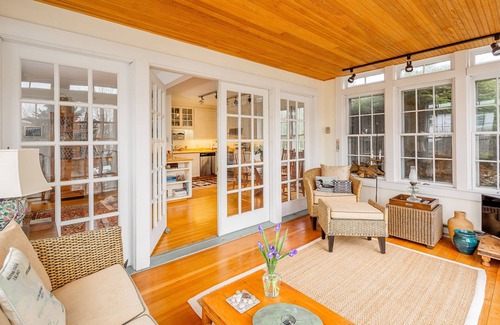 Camden Apartment | Enchanting Suite Overlooking Rockport Harbor
