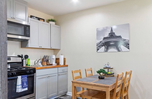 Canyon Country Condo | Enchanting suite nestled in quaint Santa Clarita!
