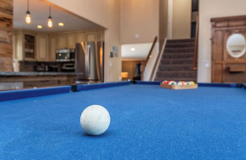 Encinitas House | Encinitas Family Escape: Game Room/Hot Tub/Pool and close to Beach!