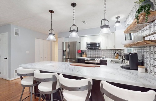 Frankfort House | Encounter the Bluegrass & relax comfortably