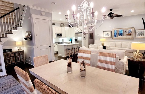 Santa Rosa Beach House | END OF SUMMER SPECIAL-Near Watercolor,Seaside-Golf Cart,2 Pools,Beach Gear,Bikes