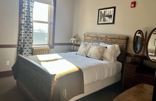 Soda Springs Bed & Breakfast | Enders