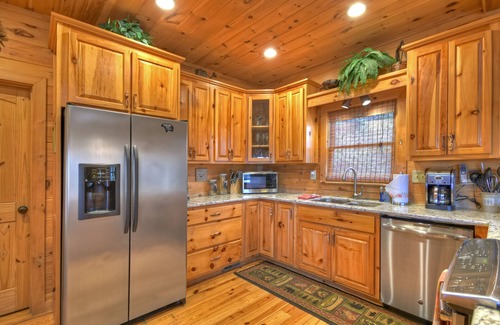 Foxfire Estates Cabin | Endless Sunset - 10 minutes from Downtown Blue Ridge