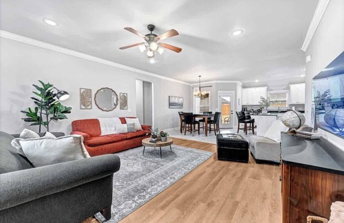 Siloam Springs House | Endura Park Family Escape