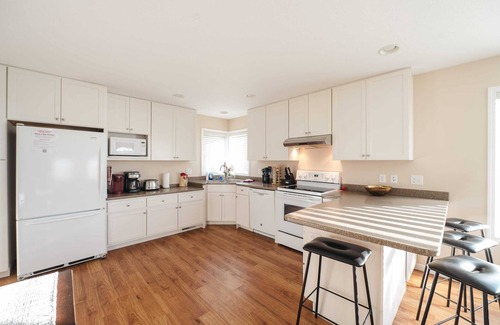 Williamsburg House | Engle Farmhouse - Vineyard living in Traverse City