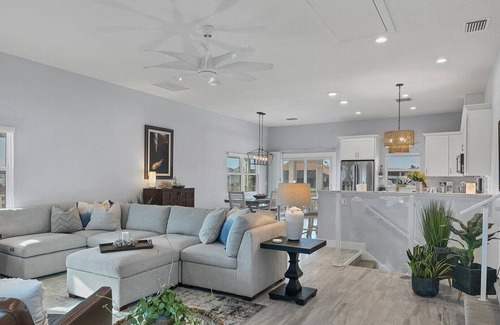 Englewood South House | Englewood 3 Bedroom Private Pool+Spa Canal on Lemon Bay Home