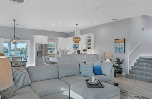 Englewood South House | Englewood 3 Bedroom Private Pool+Spa Canal on Lemon Bay Home