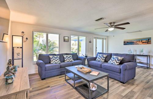 Englewood South House | Englewood Escape with Screened-In Pool and Grill!