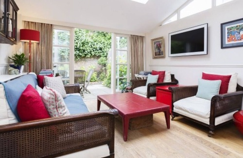 Parsons Green and Walham House | English Dream, by Veeve