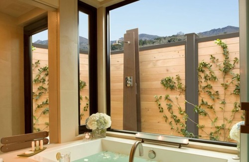 Yountville House | Enhanced Amenities and Personalized Docent Service! Rooftop Pool, Gas Fireplace!