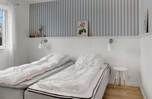 Dannemare House | Enjoy a carefree time with the family in this comfortable vacation home with wellness.