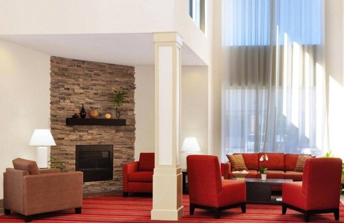 Wilkes East House | Enjoy a comfortable stay at our East Portland