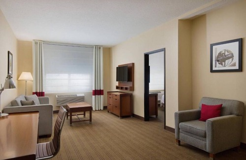 Wilkes East House | Enjoy a comfortable stay at our East Portland