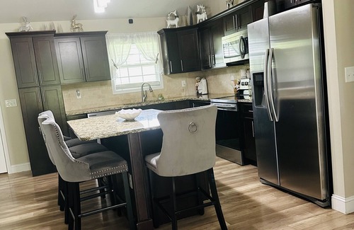 Seymour House | Enjoy a peaceful place with your whole family 20 minutes from Knoxville