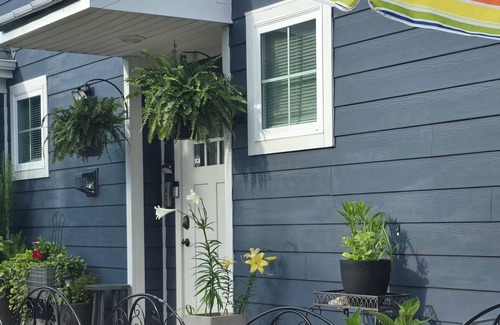 Northeast Virginia Beach Apartment | Enjoy a private stay just 4 blocks to Oceanfront and vibrant Boardwalk!