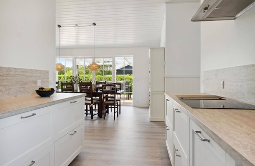 Haslevgarde House | Enjoy a relaxing vacation in this beachfront vacation home with wellness.