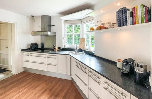 Municipality of Rijssen-Holten House | Enjoy a varied vacation in this exclusive vacation home.
