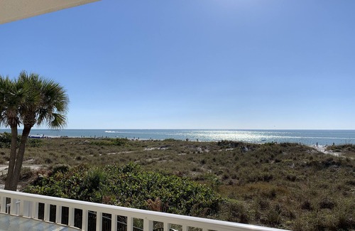 Madeira Beach Condo | Enjoy Beachfront Views! Walk to John's Pass!