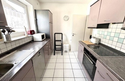 Metternich Apartment | Enjoy beautiful apartment in best area of Koblenz with all facilities.