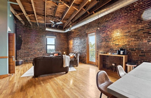 West Central Apartment | Enjoy downtown living with the comforts of home!