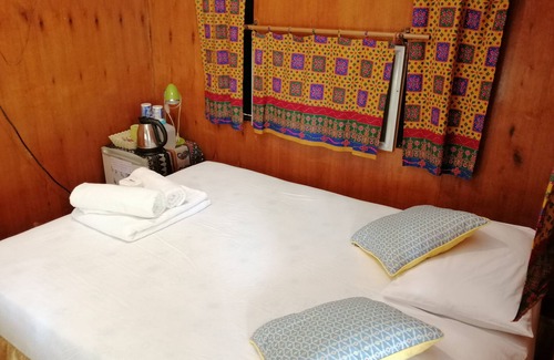 Khanom Hotel | Enjoy every second of your trip in Bansonmanee Homestay