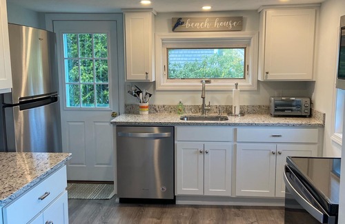 Dennis Port Cottage | Enjoy fall on the Cape with a quick walk to private beach!
