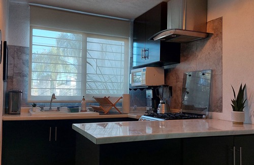 Zapopan House | Enjoy family and work with peace of mind