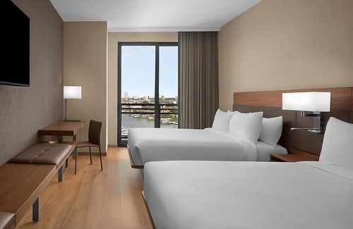 Clearwater Beach Hotel | Enjoy Fantastic Ocean View from Rooftop Pool! 2 Amazing Rooms, Close to Beach