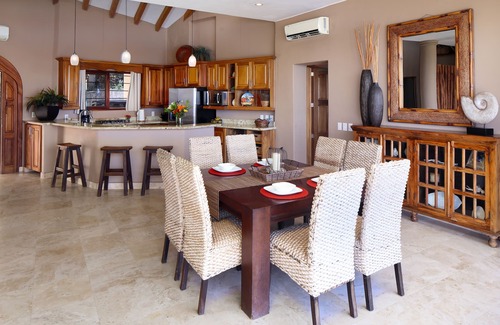 North End House | Enjoy Five Star Amenities at a fraction of the cost!