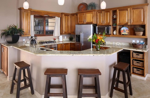 North End House | Enjoy Five Star Amenities at a fraction of the cost!
