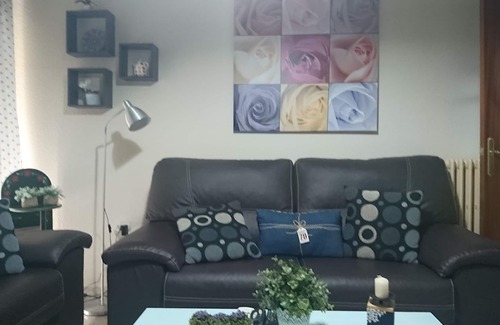 Norte Apartment | Enjoy GRANADA in a cozy and cheap apartment for 6 people