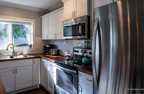 Bluffton House | Enjoy Lake Michigan Sunsets at Fully Equipped 2BR Duplex at the Beach!
