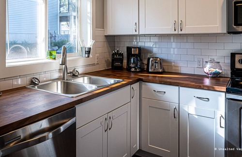Bluffton House | Enjoy Lake Michigan Sunsets at Fully Equipped 2BR Duplex at the Beach!