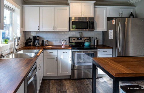 Bluffton House | Enjoy Lake Michigan Sunsets at Fully Equipped 2BR Duplex at the Beach!