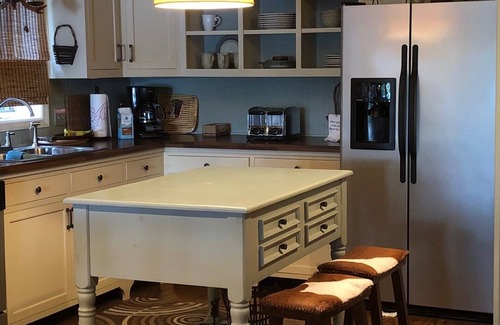 Hiawassee Condo | Enjoy Lakeside Living At Its Best On Lake Chatuge!