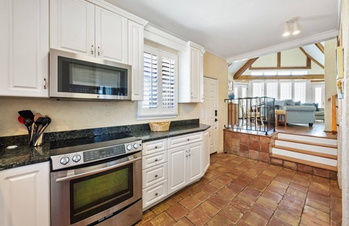 Debordieu Colony Villa | Enjoy listening to the sound of the crashing waves and bird watching