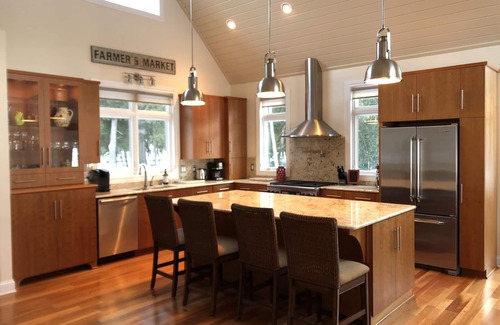 Sturgeon Bay House | Enjoy Nightly Sunsets at this Gorgeous Door County Waterfront Home