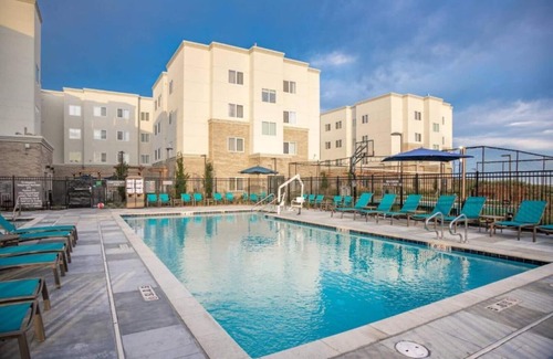 Alviso House | Enjoy our extended-stay hotel in San Jose, CA