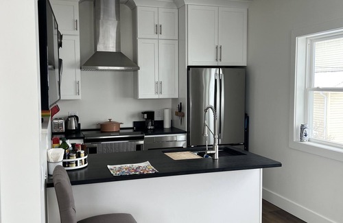 Winooski Apartment | enjoy our newly constructed in-law apartment close to downtown accommodations