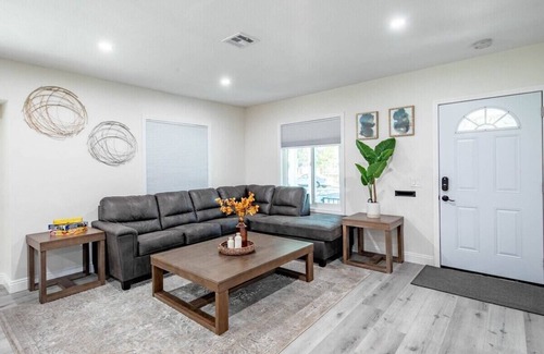 North Central House | Enjoy & Relax in this U · Enjoy & Relax in this Unique Pasadena Home