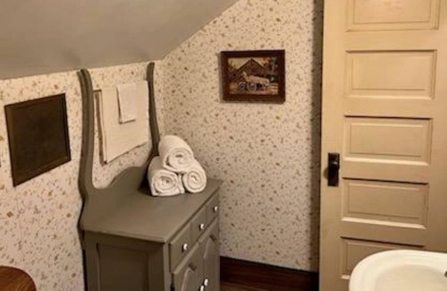 Milton-Freewater Other | Enjoy rural country setting in this early 1900's farmhouse.