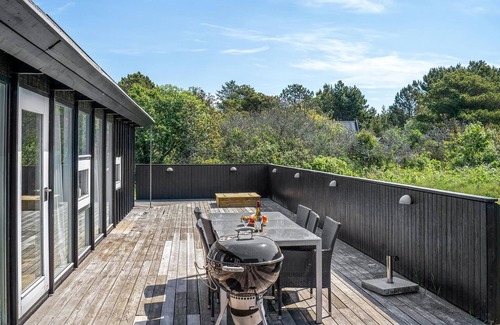 Kandestederne House | Enjoy some unforgettable vacations in this vacation home near Kandestederne Strand.