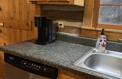 Todd Cabin | Enjoy summer in Todd NC! 5 min from Old Barn Winery 10 min to W Jeff