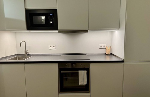 Malasana Apartment | Enjoy the center of Madrid! Sharing Co. 2 Bedroom Apartment