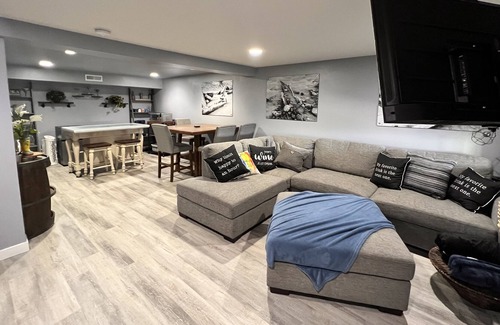 South Hill Apartment | Enjoy the heart of Bellingham!