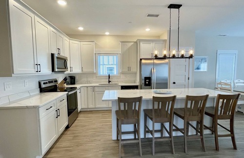 Corolla Light House | Enjoy The Ocean Breeze just Steps from the Beach!