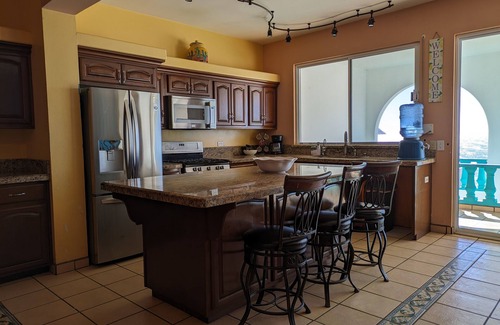 Bahia Kino House | Enjoy the perfect beach stay at Villa Crosby